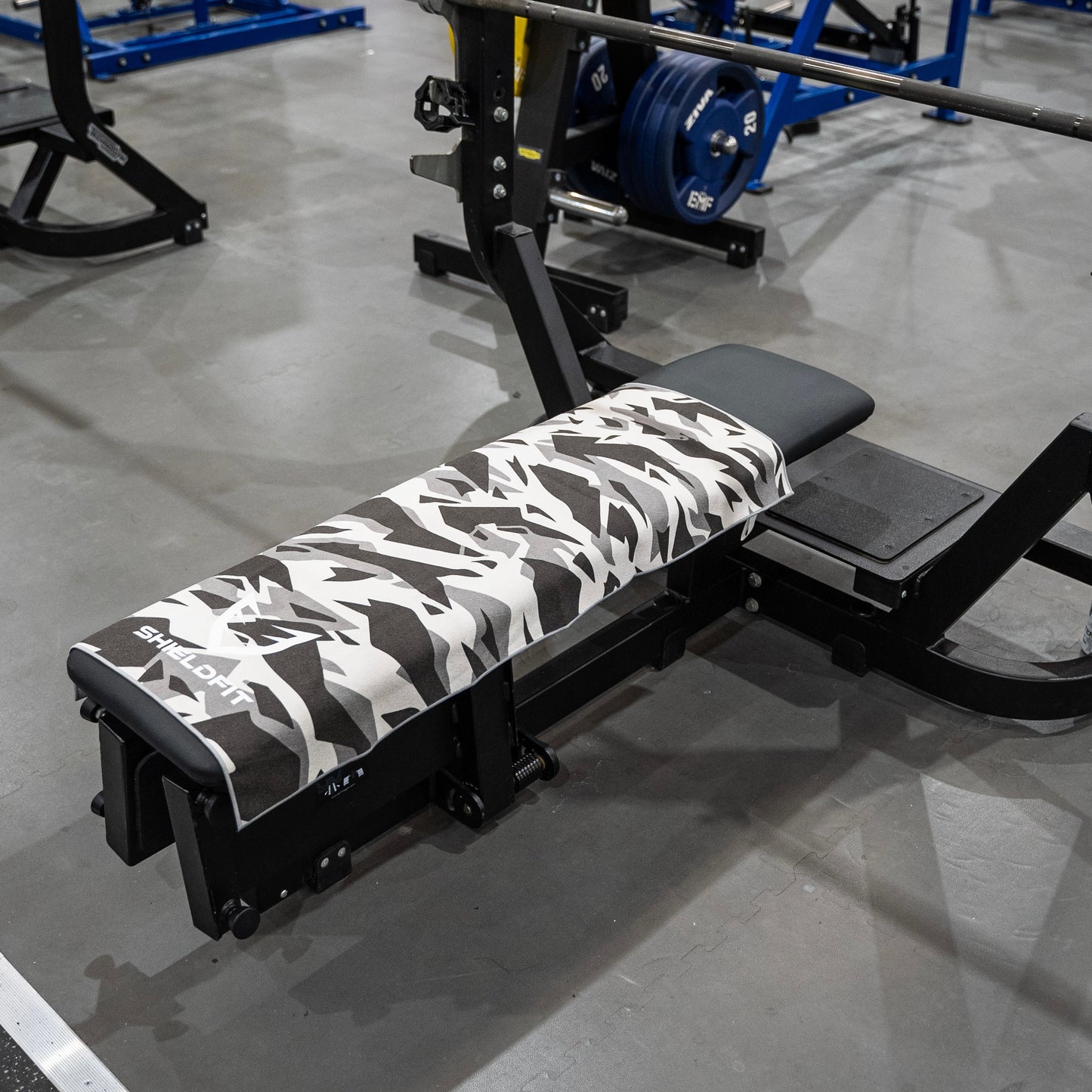 Antibacterial Gym Towel: Grey Camo